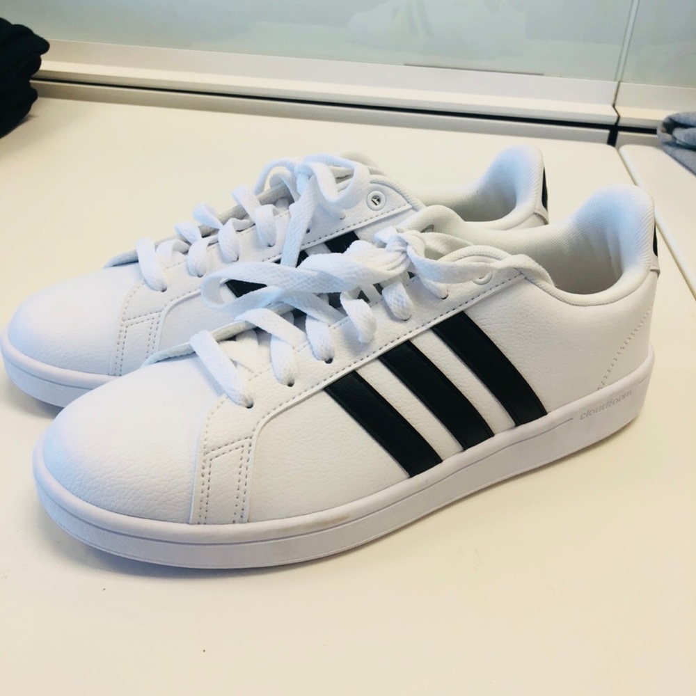 Men’s Adidas Sneakers